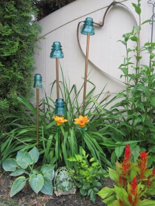 What To Do With Old Glass Insulators 11