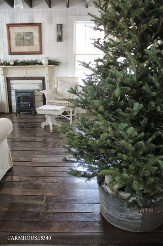 WhatToDoWithOld What To Do With Old Metal Buckets?